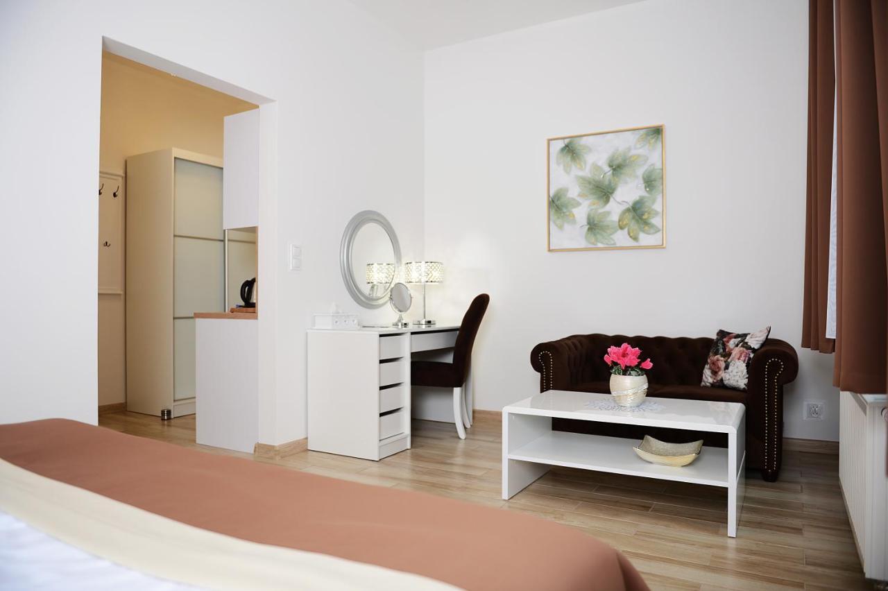 Rezydencja Mysliwska - Apartamenty Koszalin Exterior photo