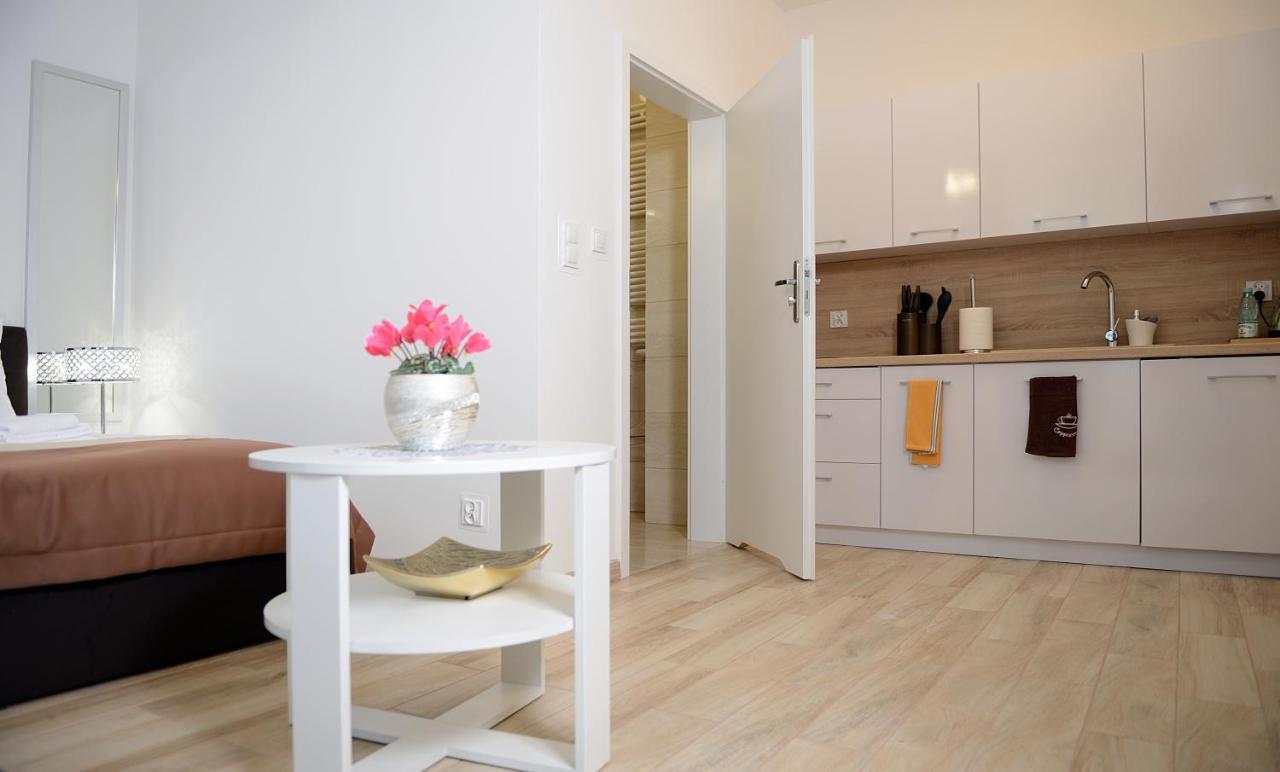 Rezydencja Mysliwska - Apartamenty Koszalin Exterior photo